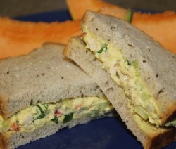 Tuna Fish Salad with Freah Bread