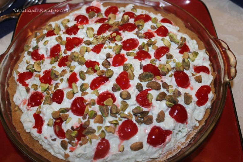 Pistachio Pie Bake (Watergate Salad Pie)