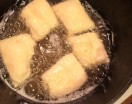 Beignets Frying