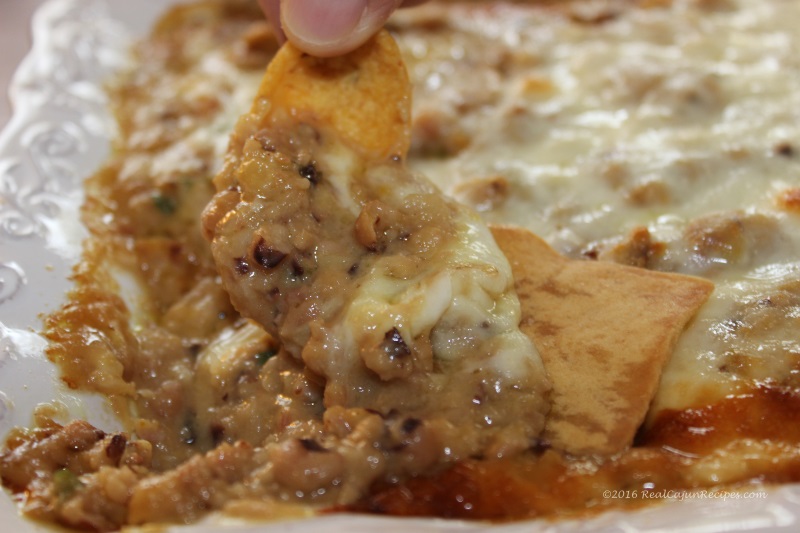 Cheesy Black Eye Pea Dip la m de maw maw